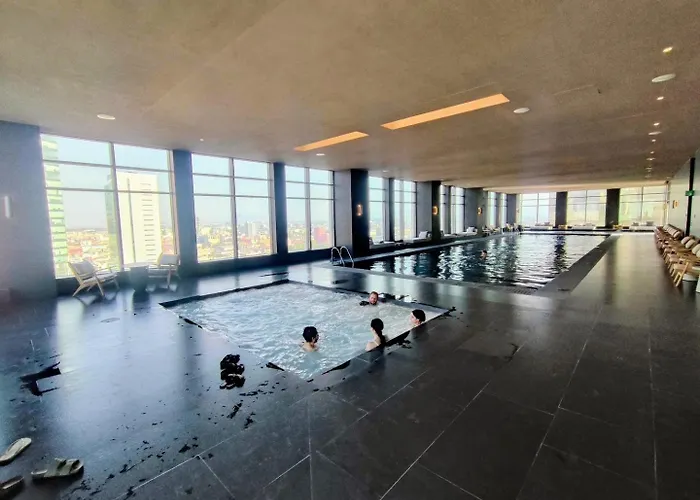 Apartamento Oasis, Ks, Pool, Hot Tub, Gym, Hs Wifi