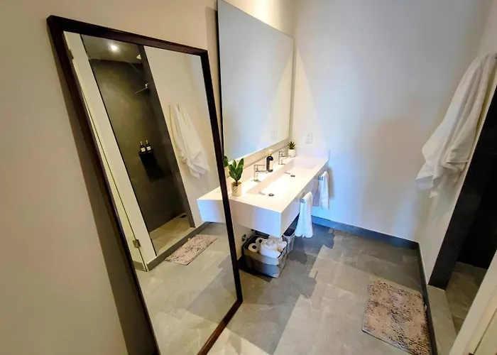 Oasis, Ks, Pool, Hot Tub, Gym, Hs Wifi Apartamento *