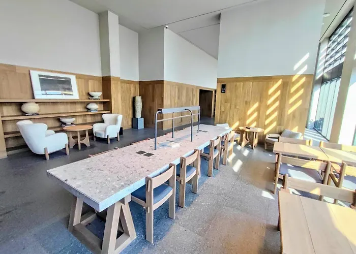 Oasis, Ks, Pool, Hot Tub, Gym, Hs Wifi Apartamento