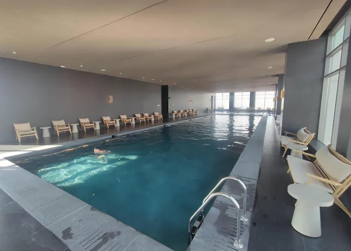 Oasis, Ks, Pool, Hot Tub, Gym, Hs Wifi *
